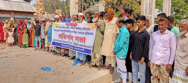 মান্দায় পাউবোর গাছ লুটের অভিযোগ ‘ভিত্তিহীন’ দাবি গ্রামবাসীর