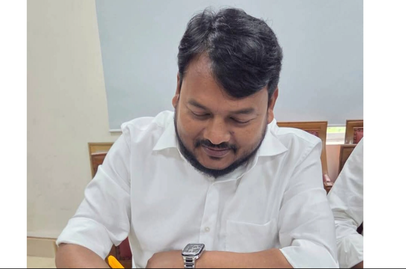 রাসিক প্রশাসকের দায়িত্বে কে এই রিটন