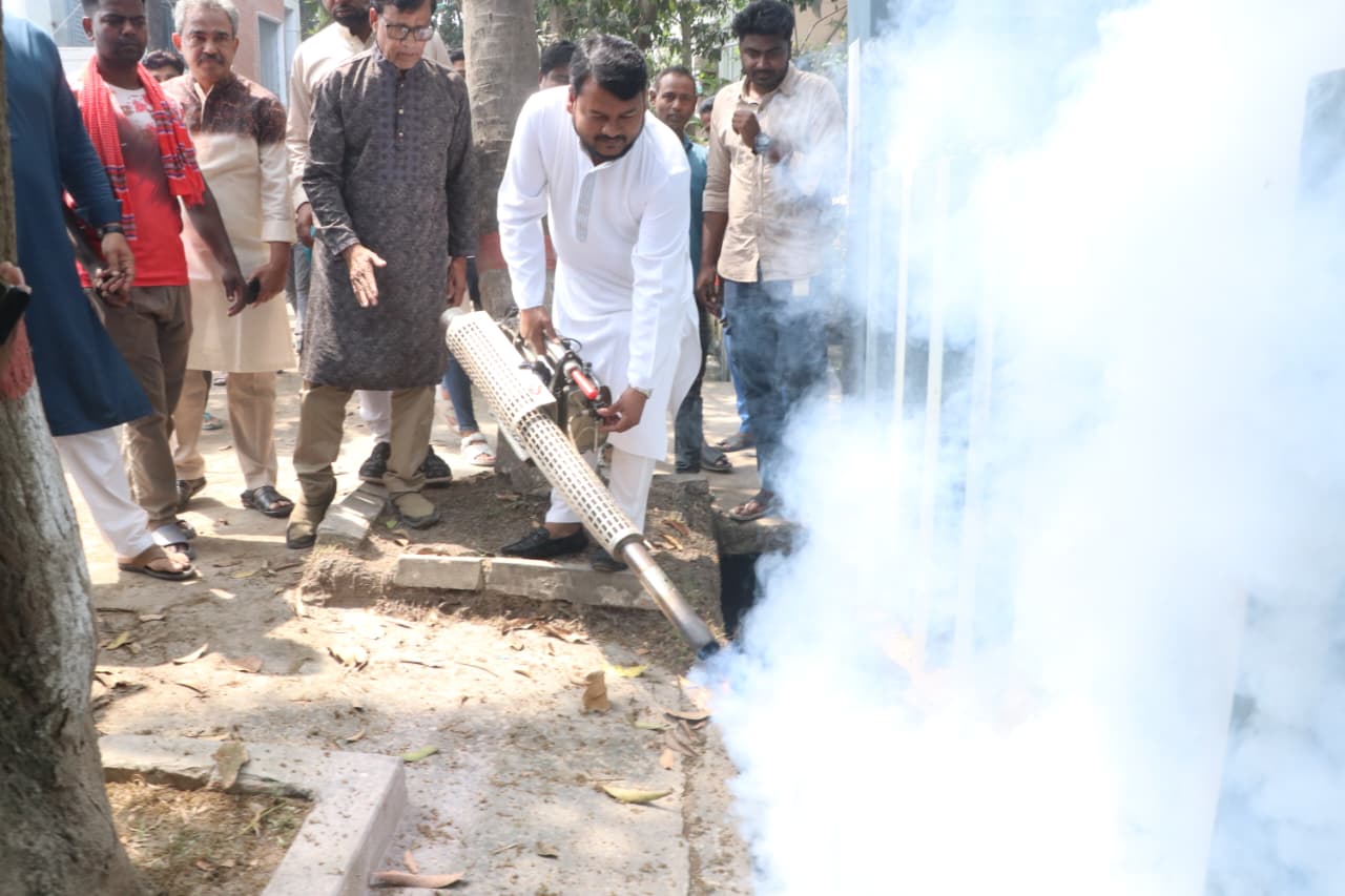 রাজশাহীতে মশা নিয়ন্ত্রণে ১৫ দিনের ক্র্যাশ প্রোগ্রাম শুরু