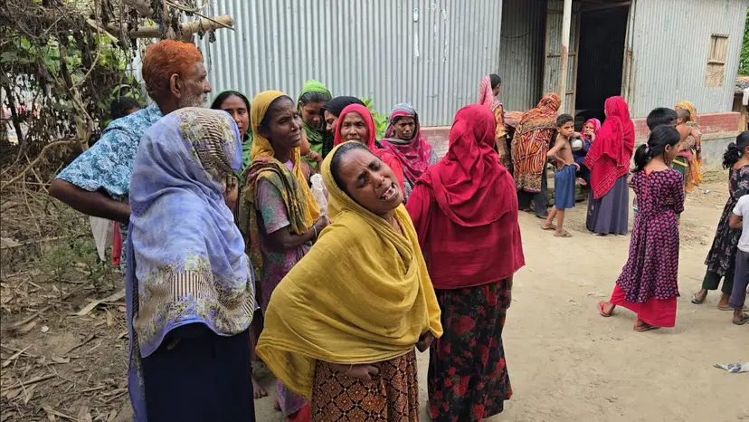 সাঁথিয়ায় দিনমজুরকে কুপিয়ে হত্যা