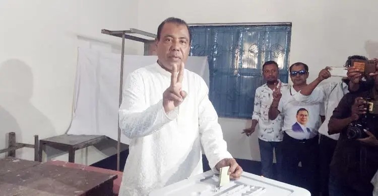বগুড়া-৬ আসনে জামায়াত প্রার্থীকে বিপুল ভোটে হারিয়ে জয়ী বাদশা