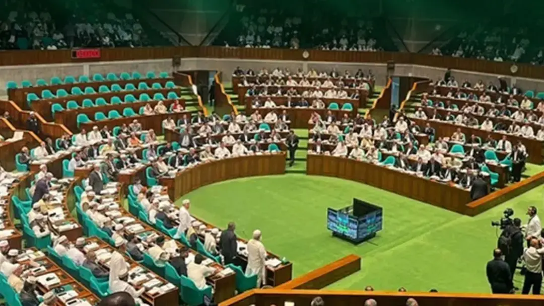 ব্যাংক রেজল্যুশন আইন পাস: ‘লুটপাটকারীদের’ মালিকানায় ফেরার সুযোগ!