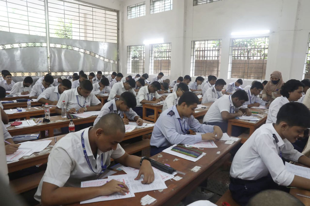 এসএসসি পরীক্ষা শুরু, অংশ নিচ্ছে ১৮ লাখের বেশি শিক্ষার্থী