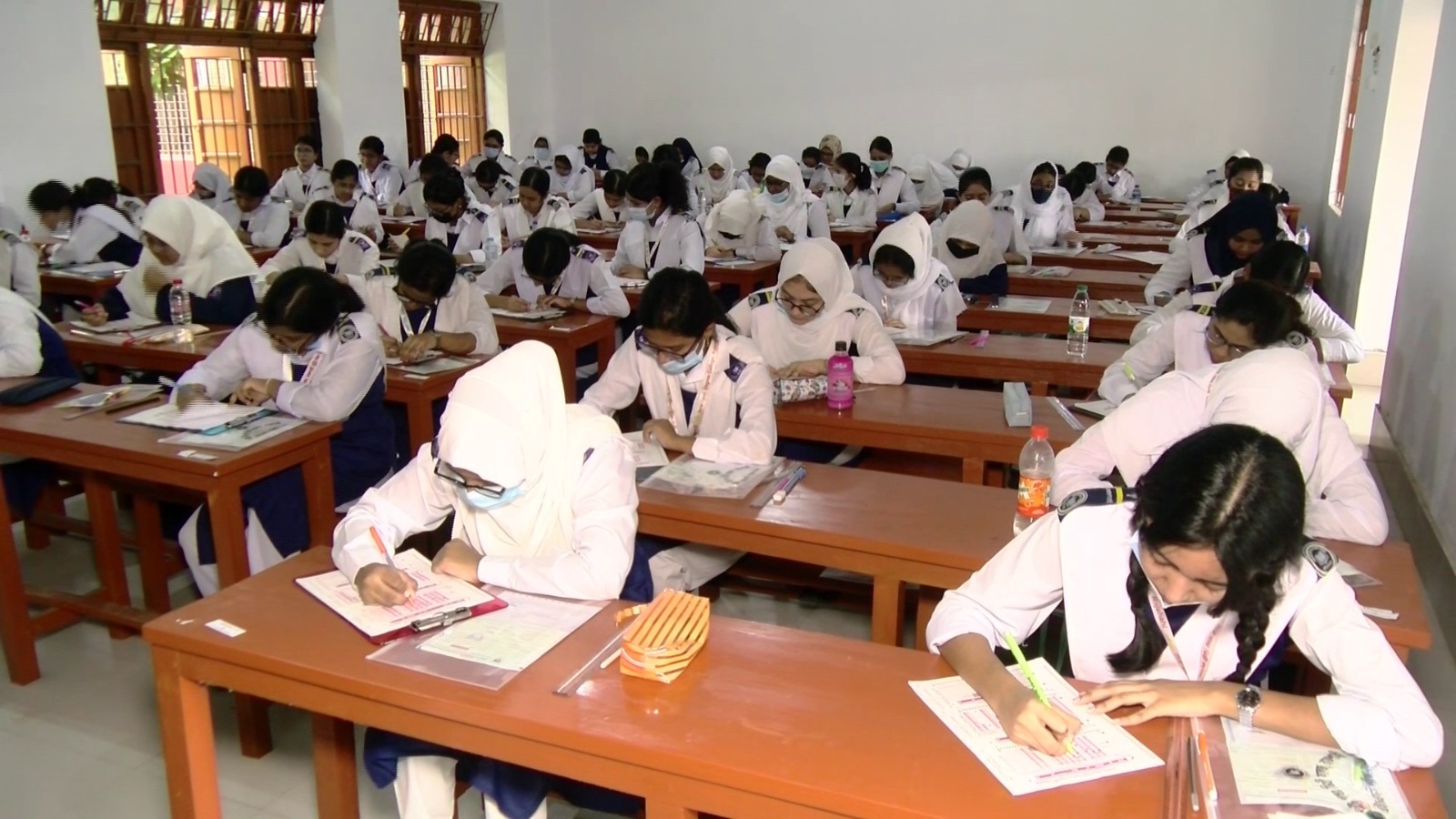 এইচএসসি পরীক্ষার রুটিন চলতি সপ্তাহে