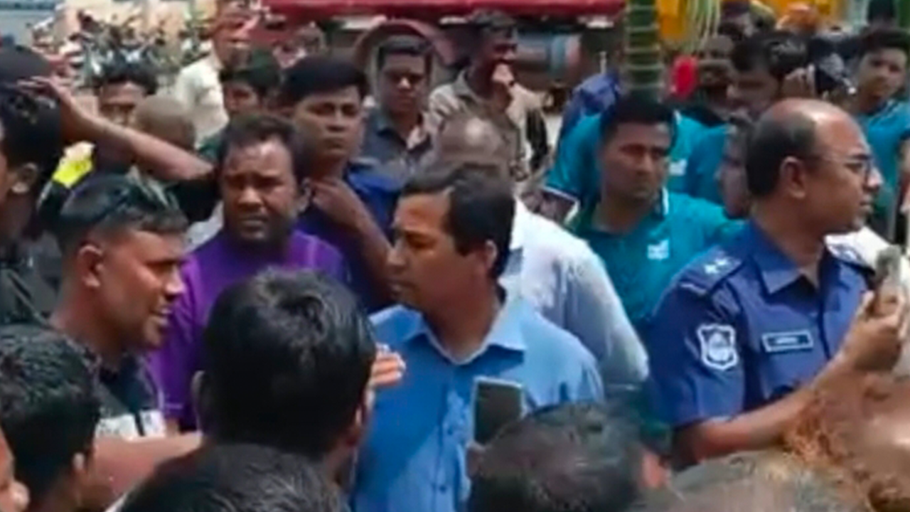 তেল পাম্পে জরিমানা করায় ইউএনওর ওপর হামলা