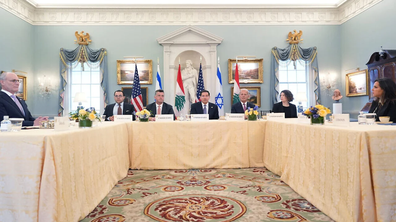 ইসরাইল ইস্যুতে মুখোমুখি সরকার ও হিজবুল্লাহ