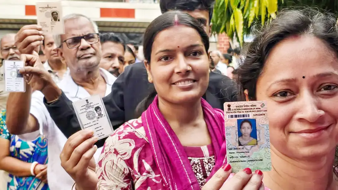 পশ্চিমবঙ্গ বিধাসভা নির্বাচন : চলছে দ্বিতীয় ও শেষ দফার ভোটগ্রহণ