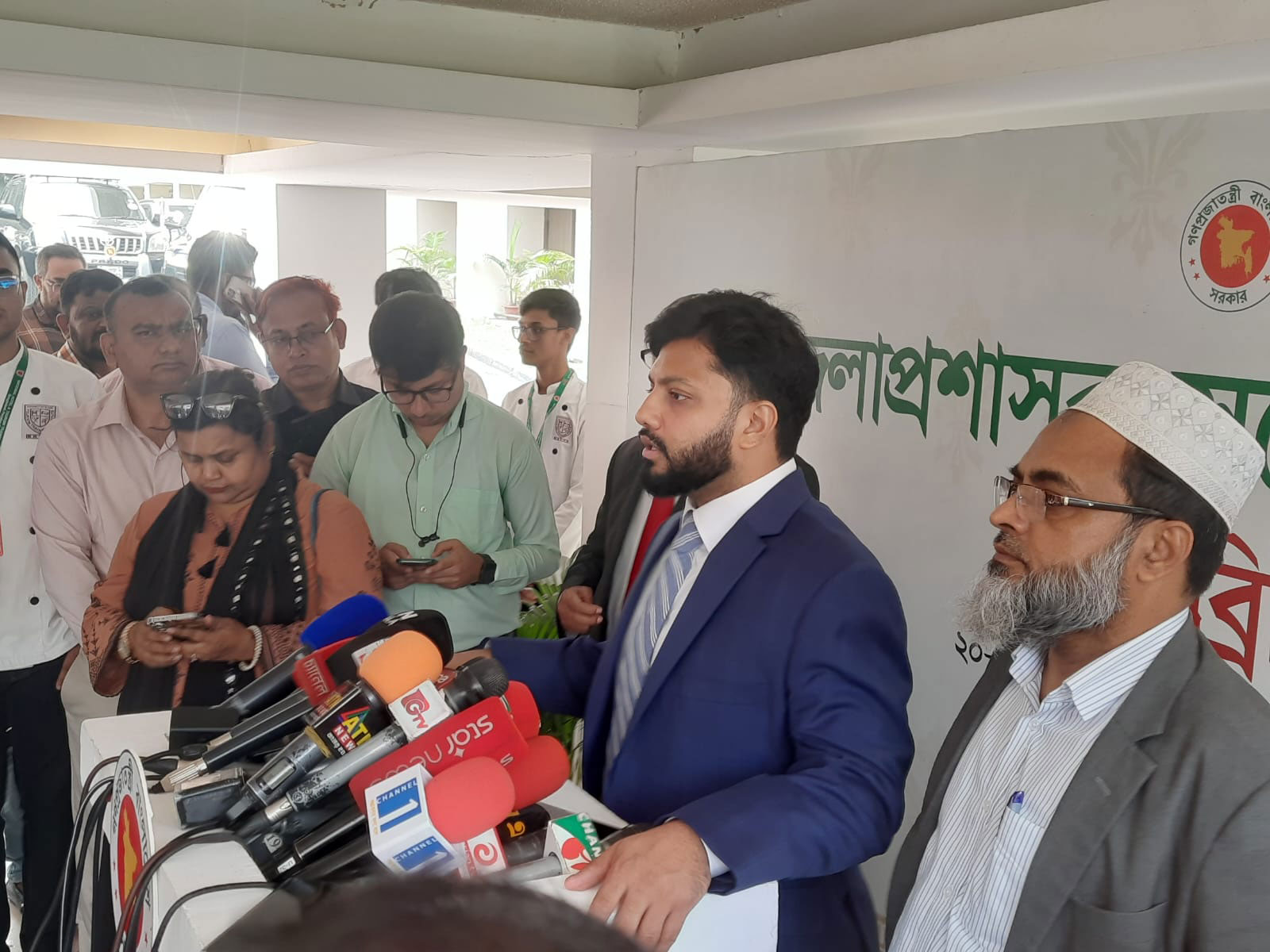 বীর নিবাস ও মুক্তিযোদ্ধা তালিকার অনিয়মের সুষ্ঠু তদন্ত হবে: ইশরাক হোসেন
