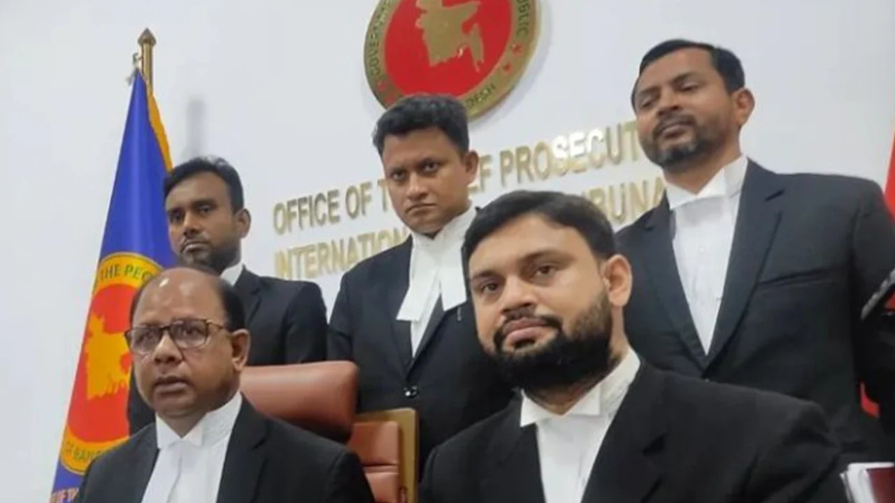 ‘সোজা গুলি করার’ নির্দেশ দিয়েছিলেন শেখ হাসিনা