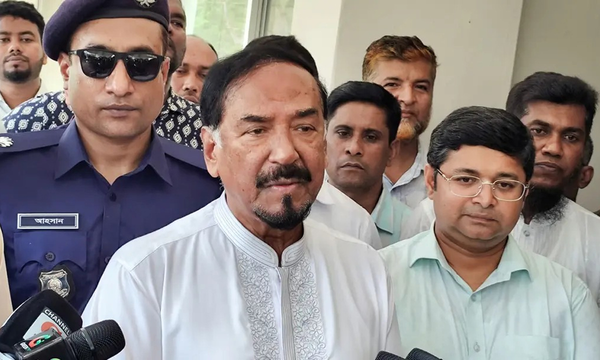 জুলাই জাদুঘর প্রমাণ করবে গণতন্ত্রের জন্য মানুষ হাসিমুখে জীবন দিতে পারে: স্পিকার