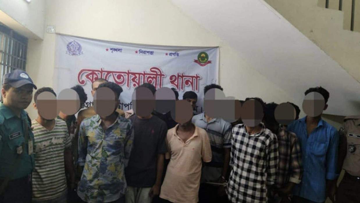 আওয়ামী মন্ত্রীর জানাজায় ‘জয় বাংলা’ স্লোগান, গ্রেফতার ১৯
