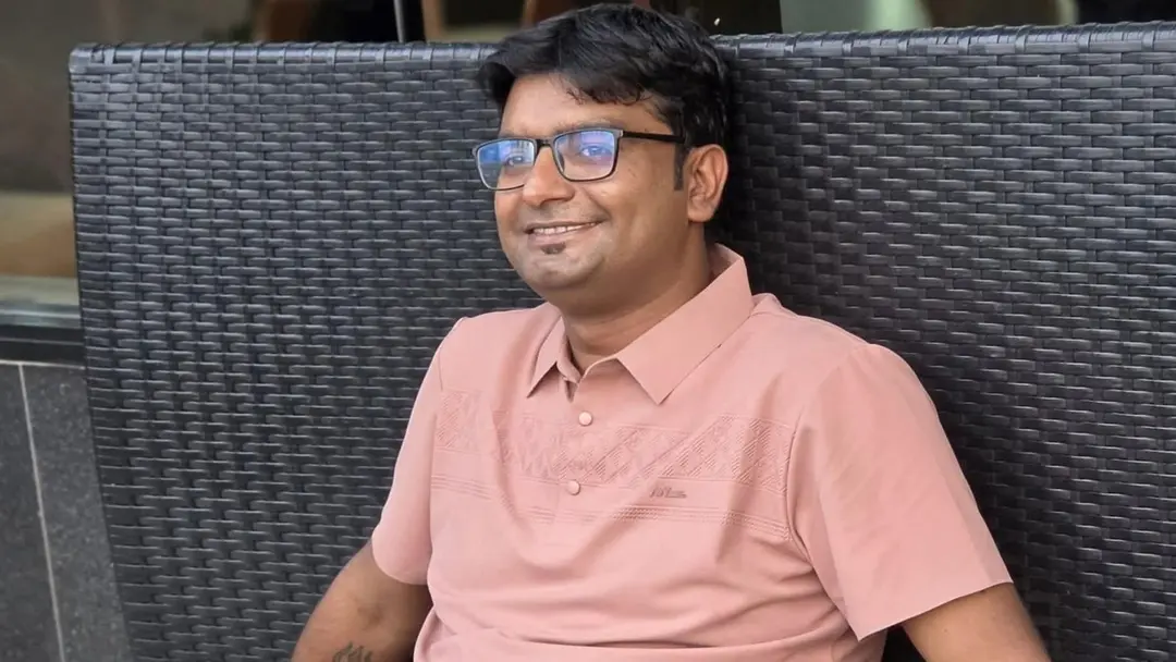 স্ত্রীর পরকীয়ার জেরে ফেসবুকে স্ট্যাটাস দিয়ে ব্যবসায়ীর আত্মহত্যা