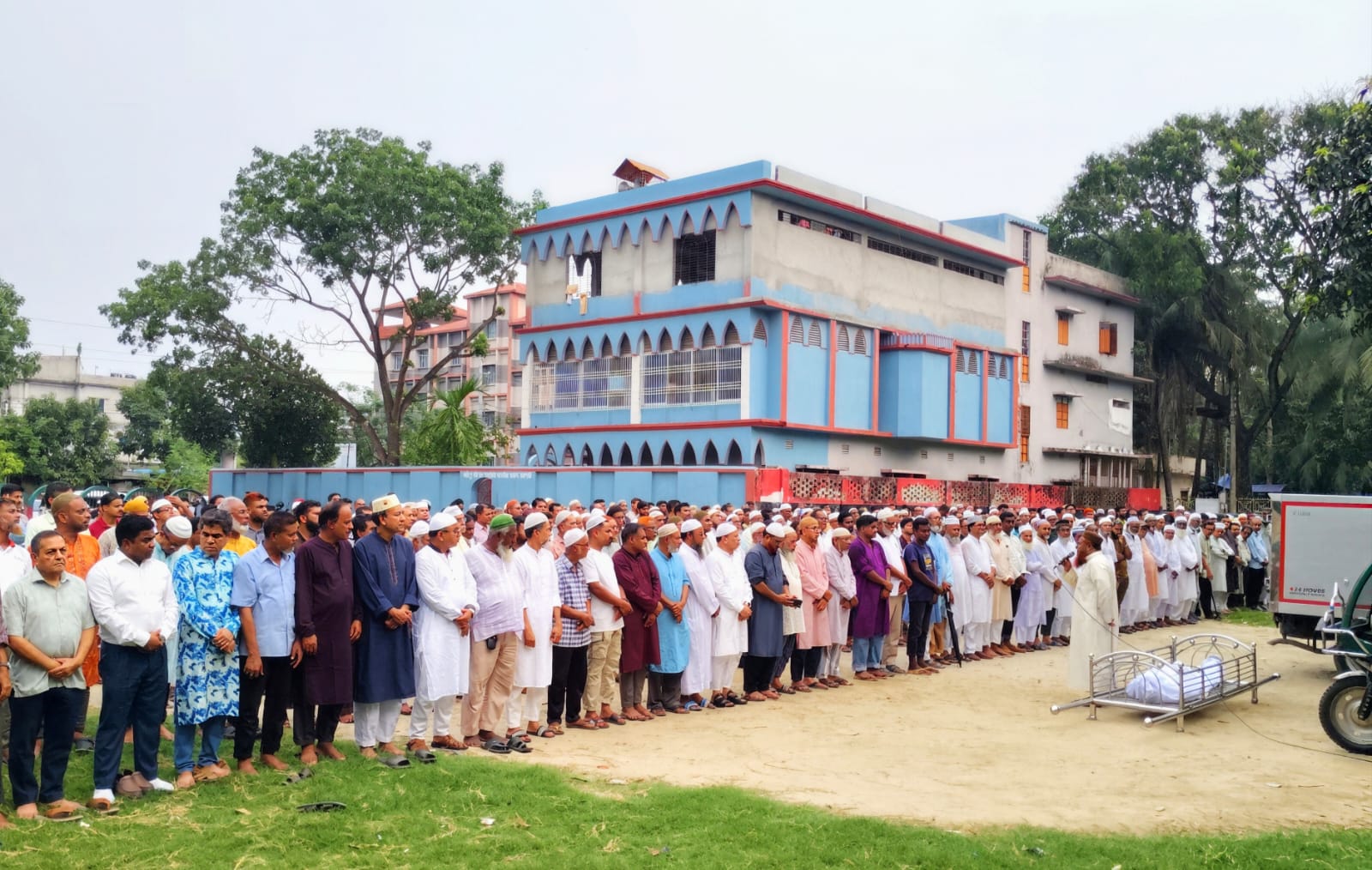 শিক্ষাবিদ ড. তসিকুল ইসলাম রাজার দাফন সম্পন্ন