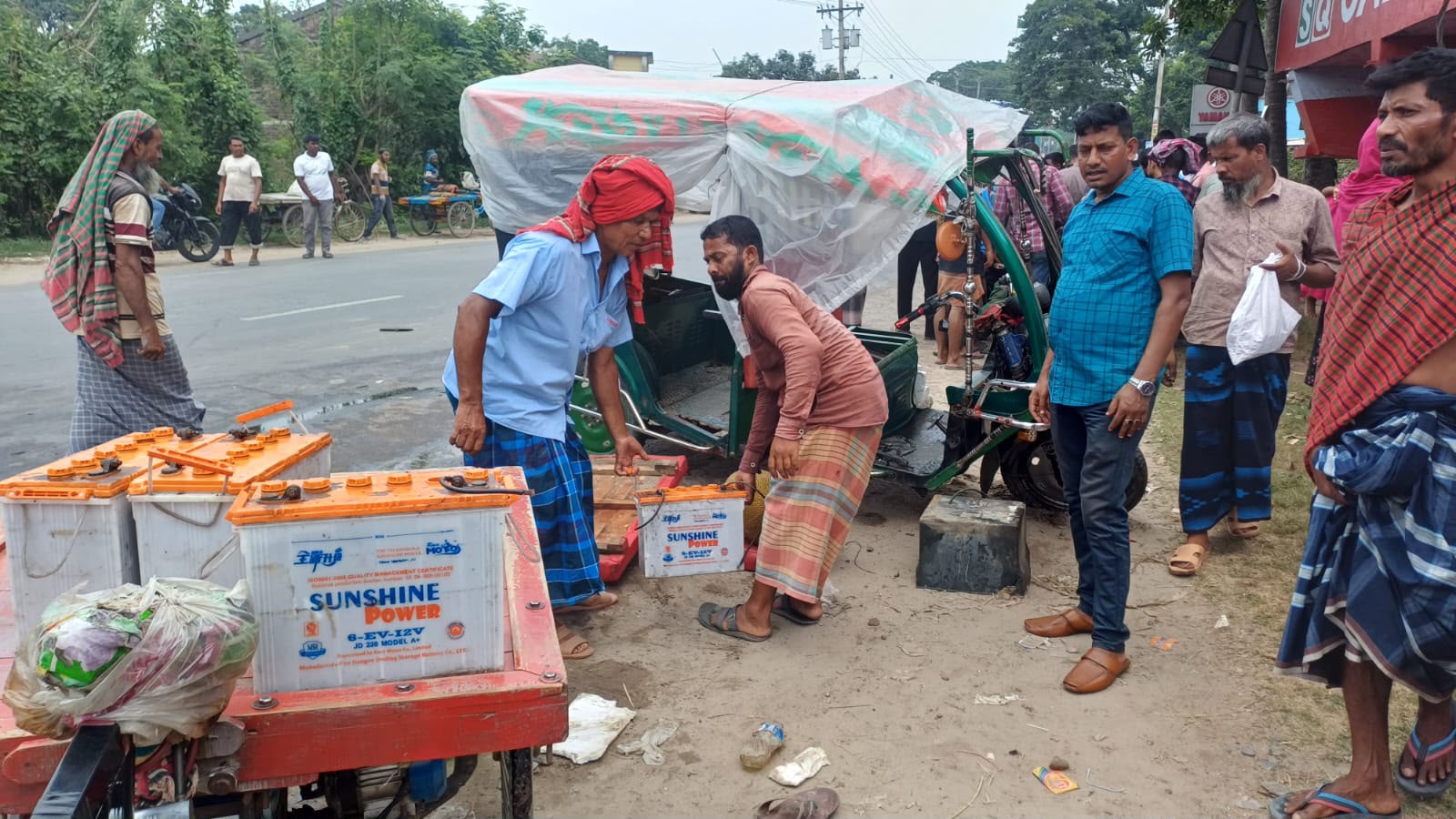 বানেশ্বরে ট্রাক-অটোরিকশার মুখোমুখি সংঘর্ষে দুই ভাই নিহত