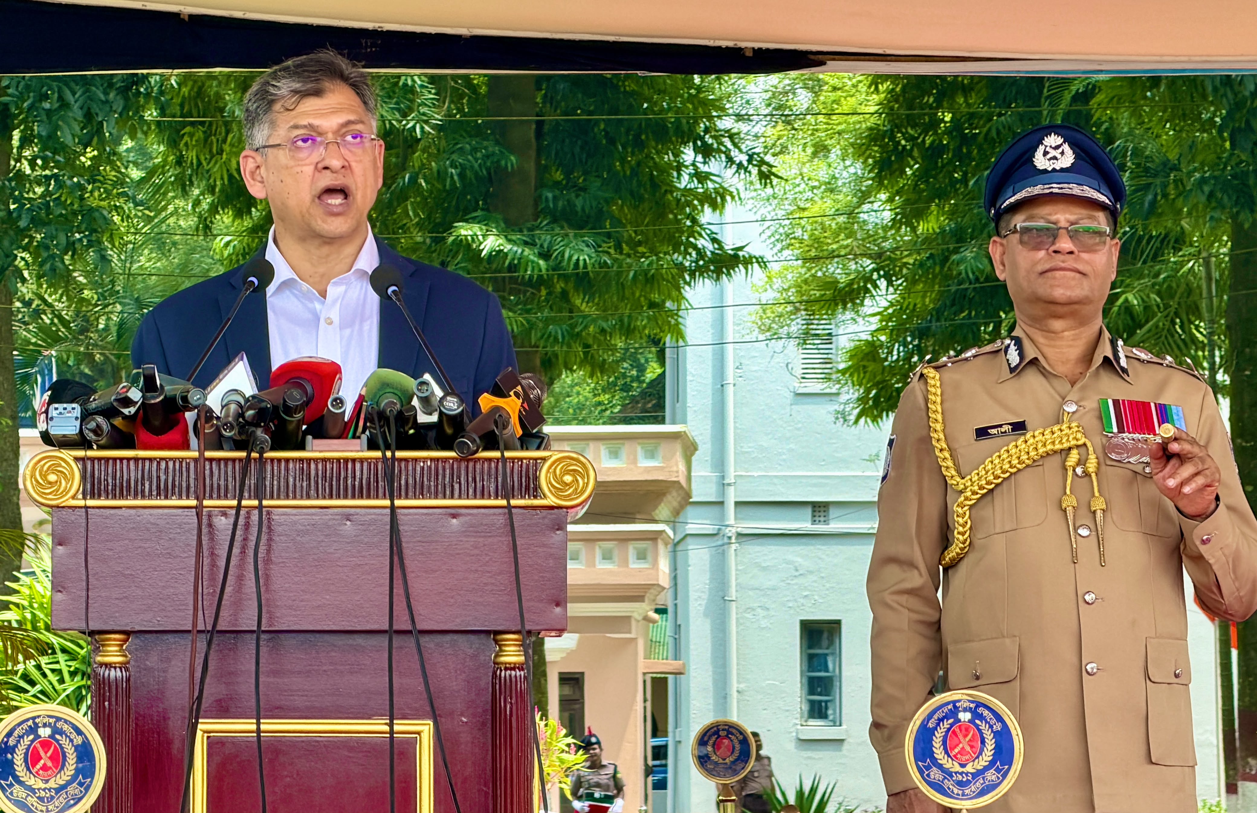 পুলিশ কোনো দলের লাঠিয়াল বাহিনী নয়: স্বরাষ্ট্রমন্ত্রী