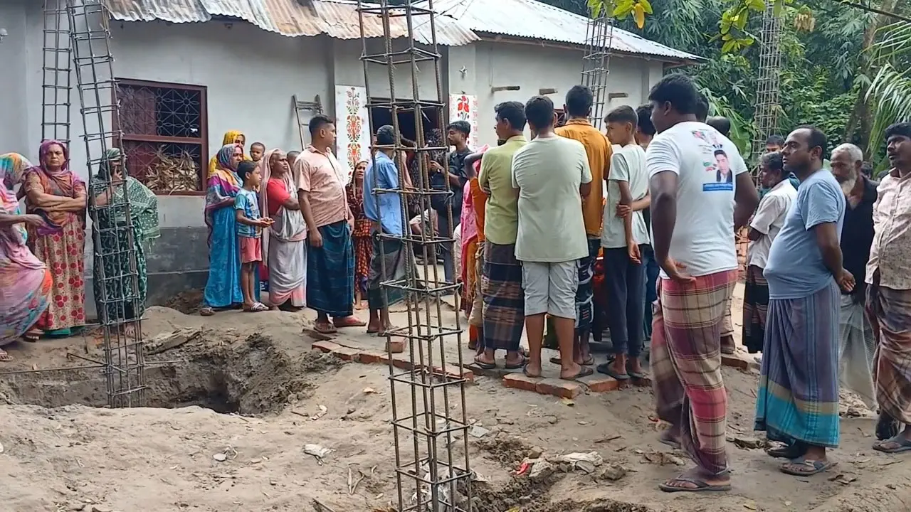 রিয়াদে আগুনে শেষ ১৩ পরিবারের স্বপ্ন, শোকে স্তব্ধ আত্রাই