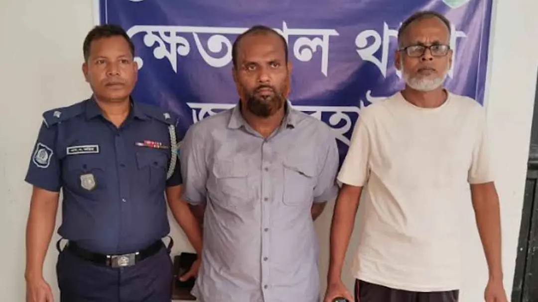 জয়পুরহাটে ইয়াবাসহ প্রাথমিক বিদ্যালয়ের শিক্ষক আটক