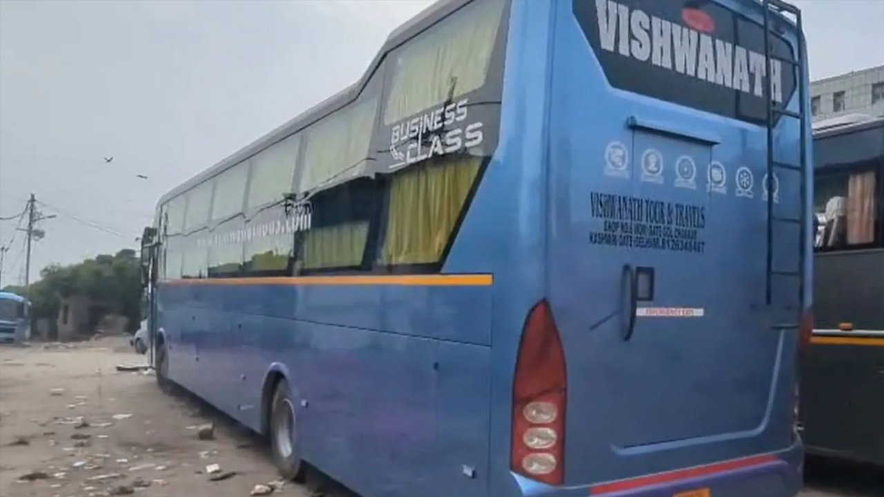 ভারতে চলন্ত বাসে ১৬ বছরের কিশোরীকে দলবদ্ধ ধর্ষণের অভিযোগ