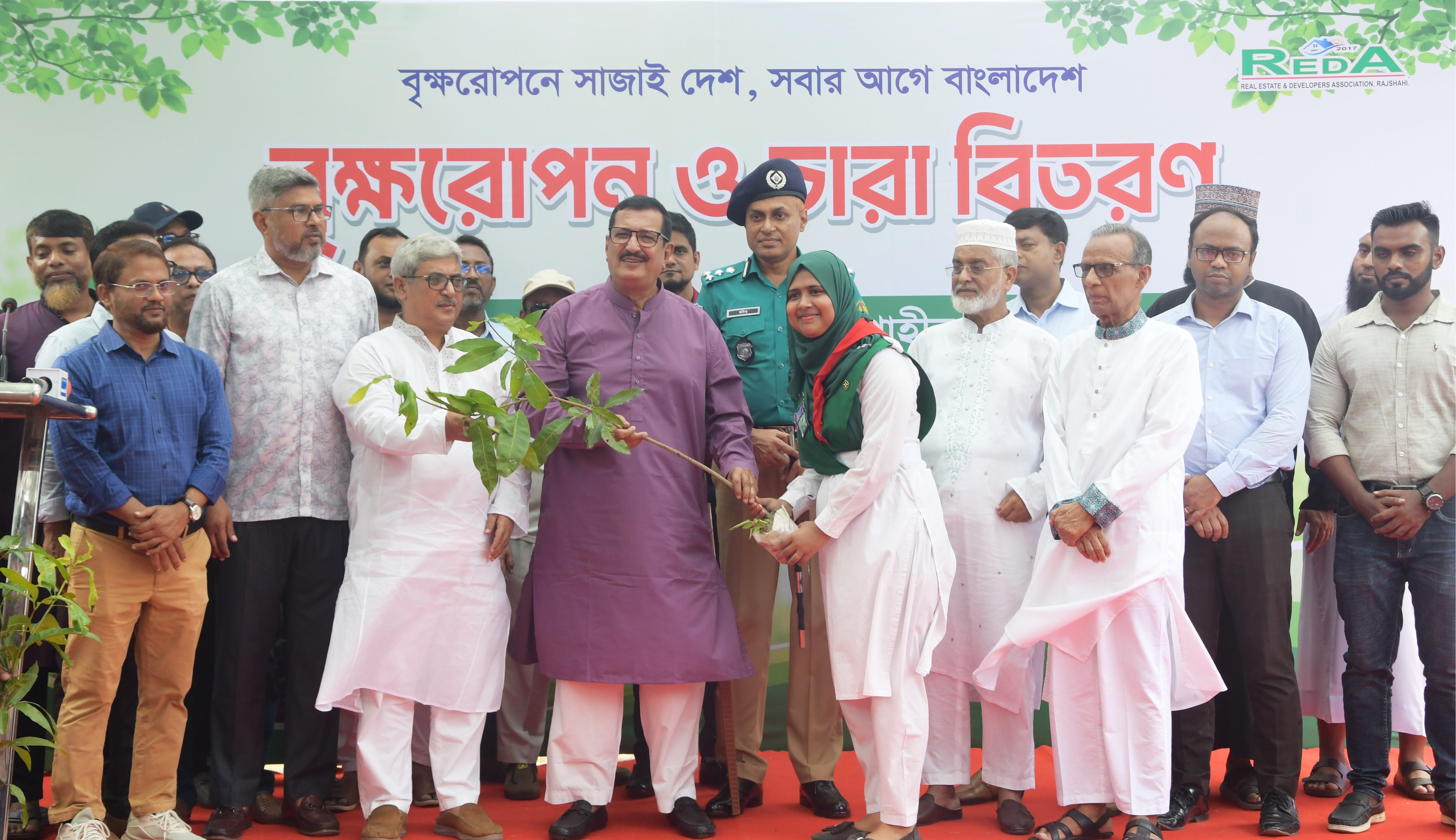 সবুজ নগরীর গৌরব ধরে রাখতে সবাইকে একসঙ্গে কাজ করতে হবে: ভূমিমন্ত্রী