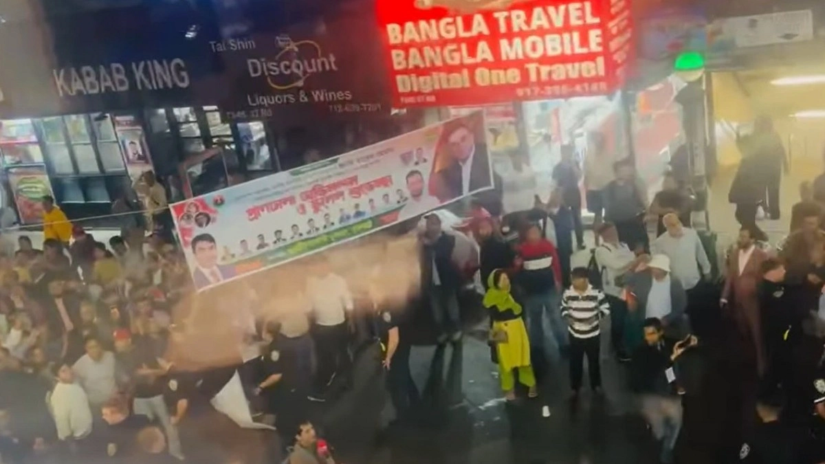 প্রধানমন্ত্রী নিউইয়র্ক পৌঁছনোর আগে জ্যাকসন হাইটসে উত্তেজনা