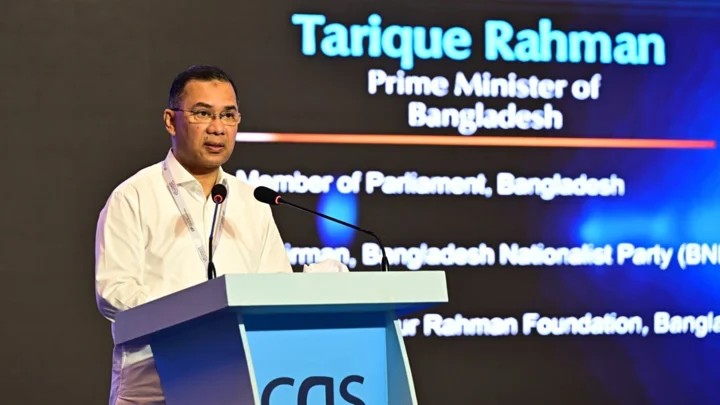 সরকার বাংলাদেশকে বিনিয়োগ হাব হিসেবে গড়ে তুলতে চায়: প্রধানমন্ত্রী