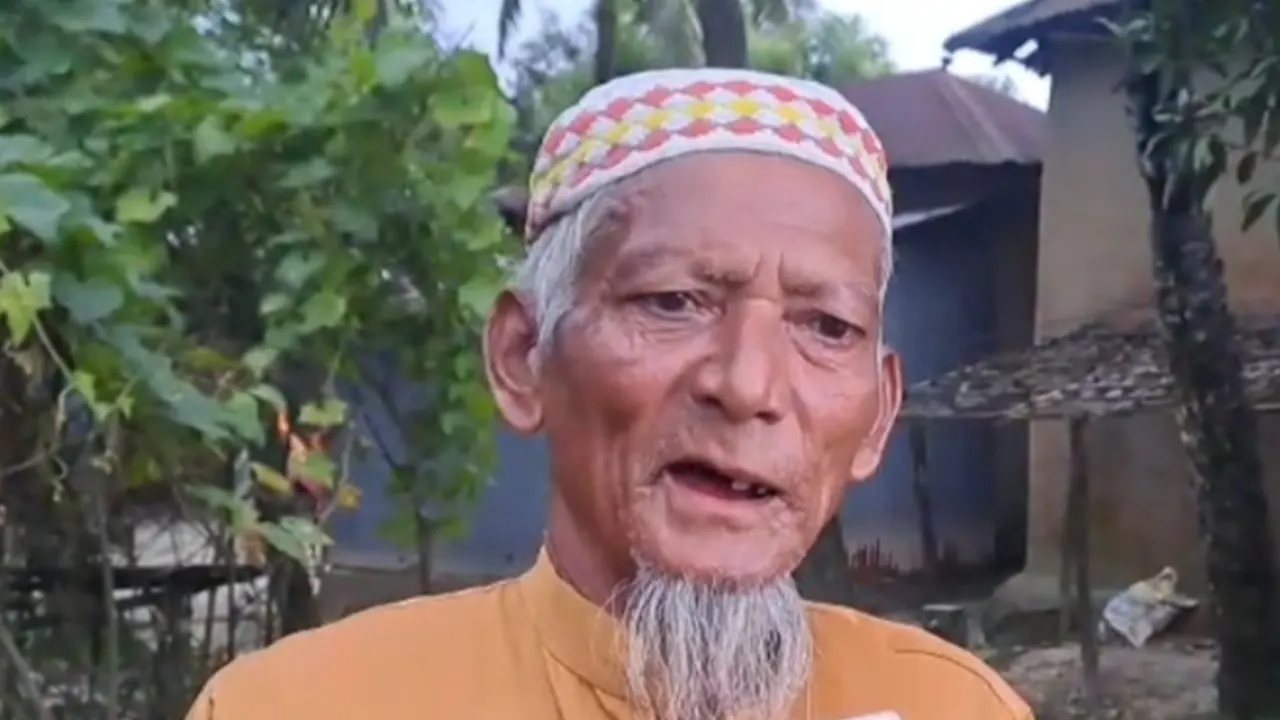 ‘মৃত থেকে জীবিত’ হওয়ার চেষ্টায় ৭০ বছরের আবুল কাশেম
